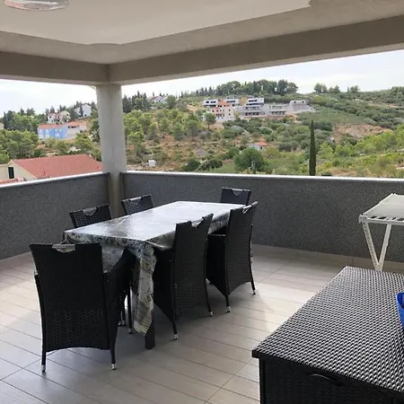 Sandi Apartament *