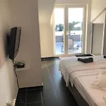 Apartamento Sandi *