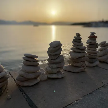 Sandi * سوتيفان