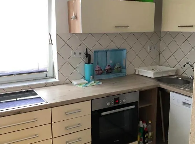 Sandi Apartament Sutivan