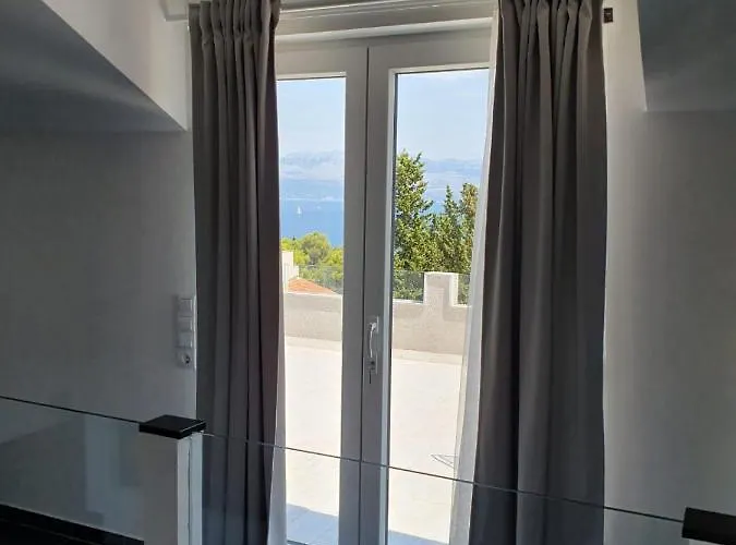 Sandi سوتيفان