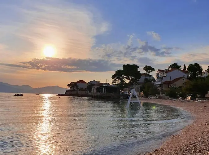 Apartament Sandi Sutivan