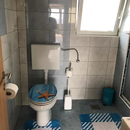 Sandi Apartament Sutivan